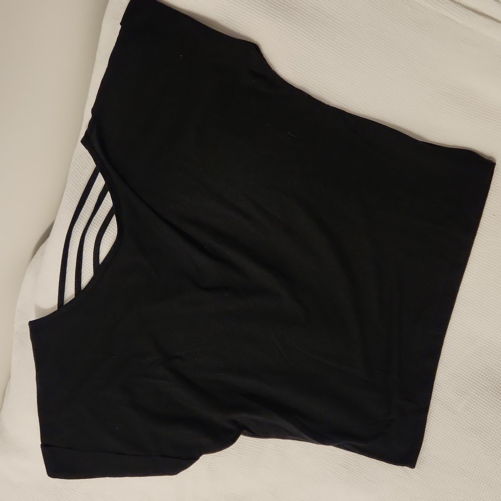 LEI brand shirt with horizontal open stripes